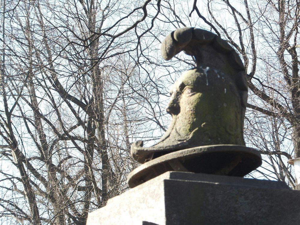 "Последние лучи солнца"