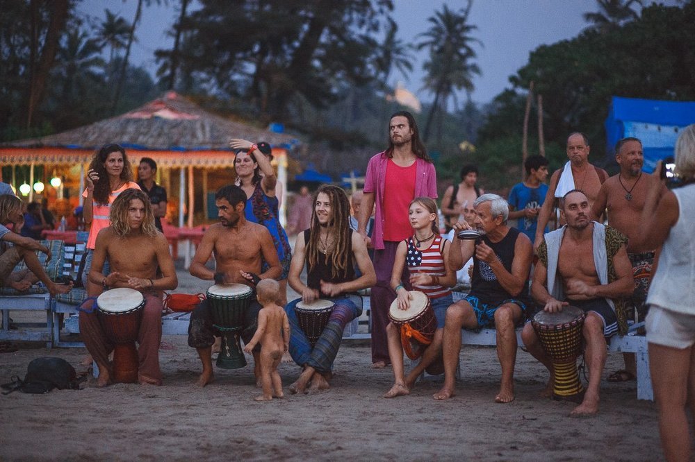 Слушая музыку