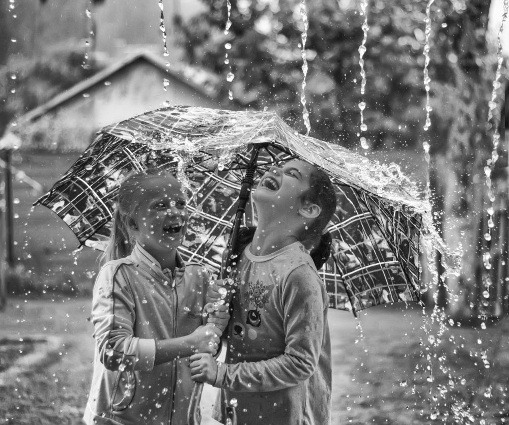 Что мне дождик проливной?