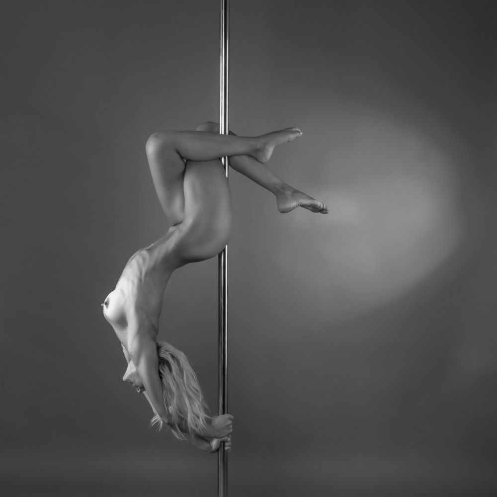 pole dance