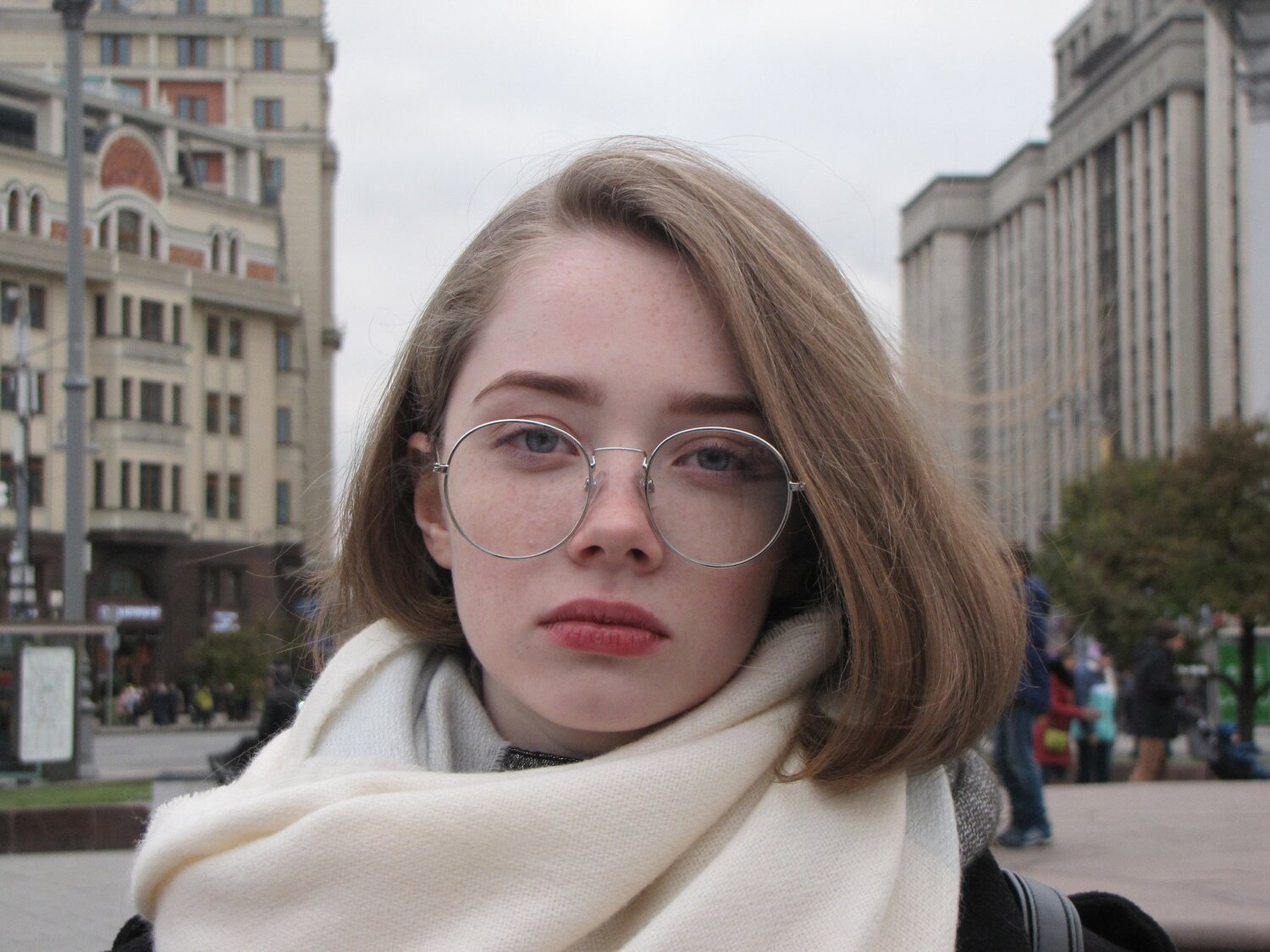 Живя в суете