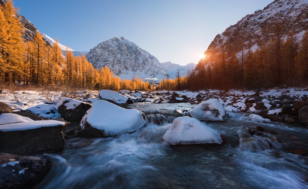 Прощальные лучи Актру....