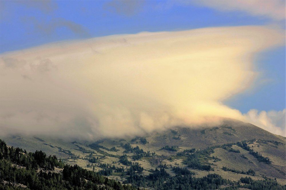 Утро в горах