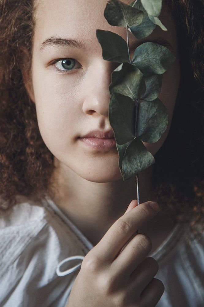 Глаза цвета эвкалипта