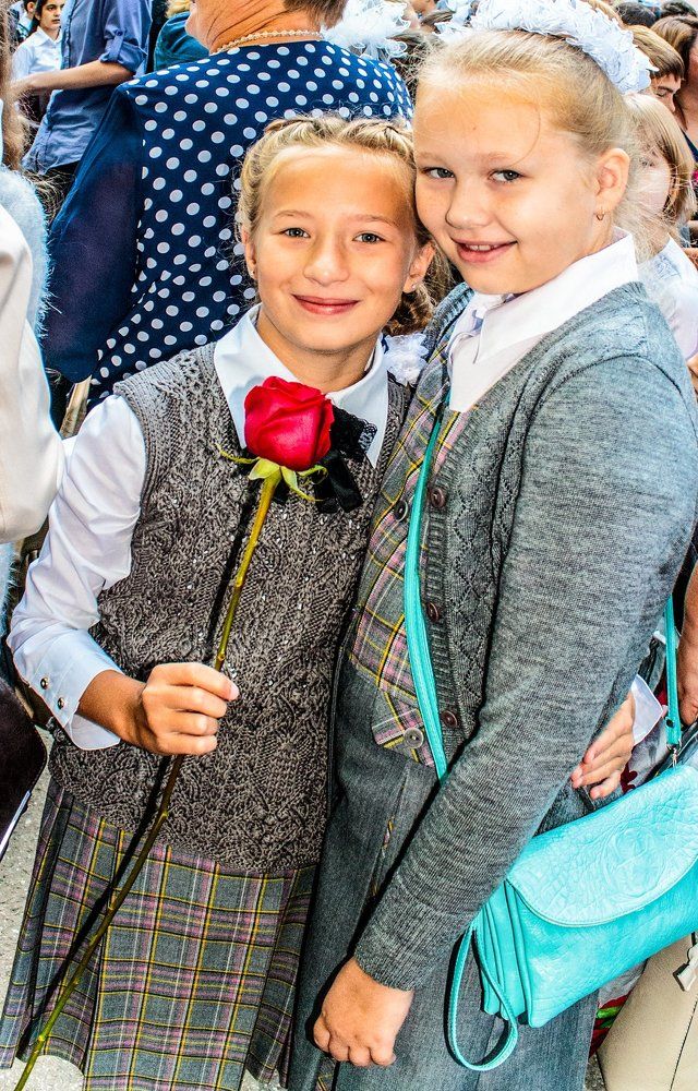 Школьная дружба