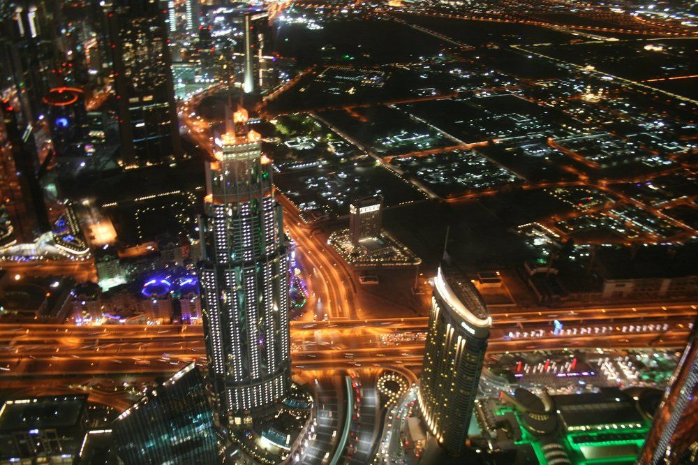 Dubai by the night ....