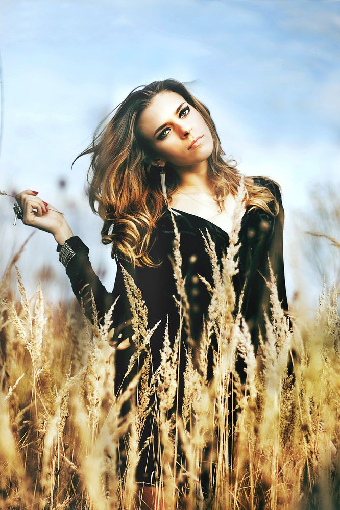 Незнайомка