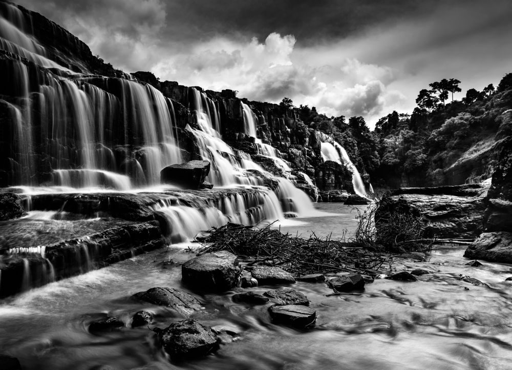 Водопад Понгур