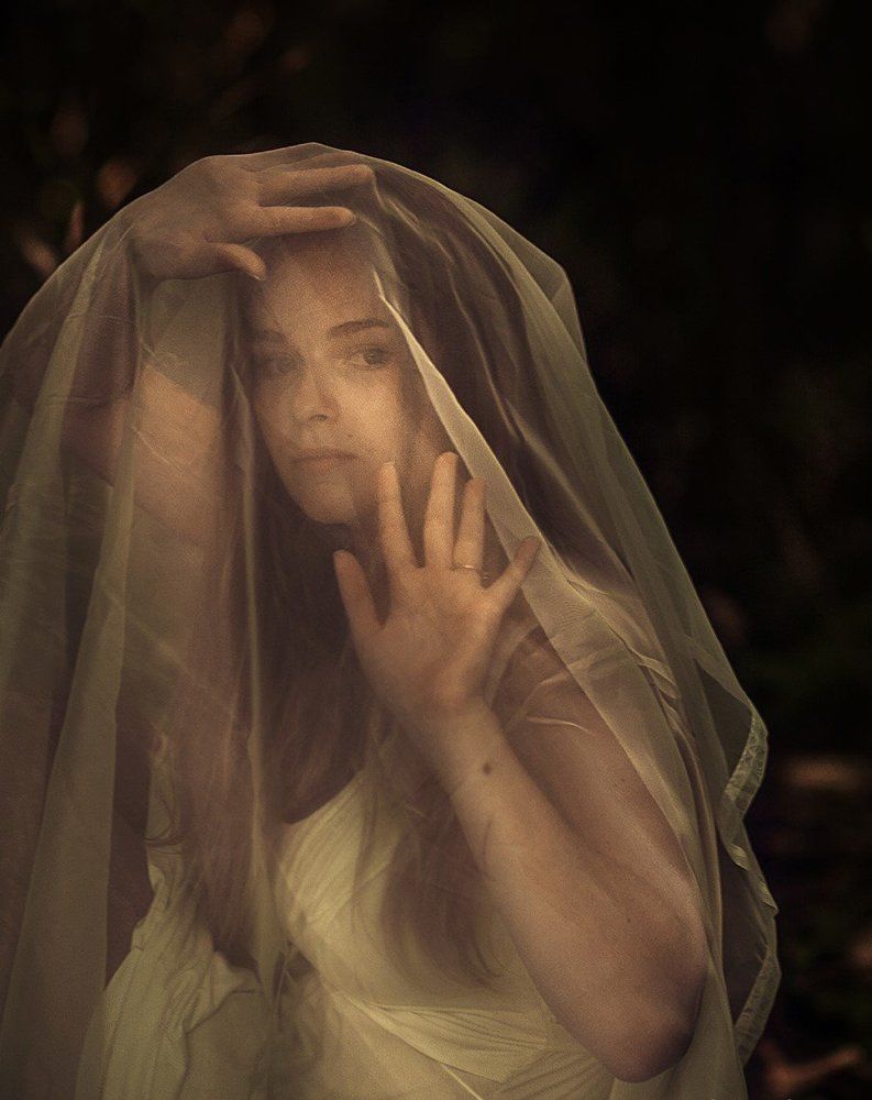 По ту сторону