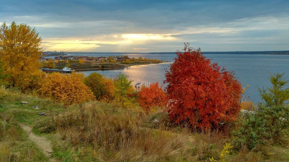 Набережная в Набережных Челнах:)