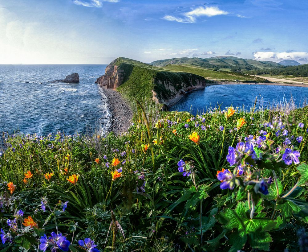 Вид с мыса, называемого почему-то Голым