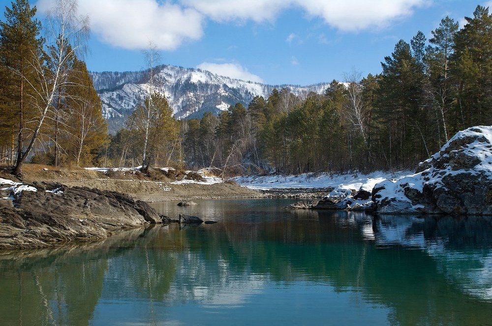 Голубое озеро