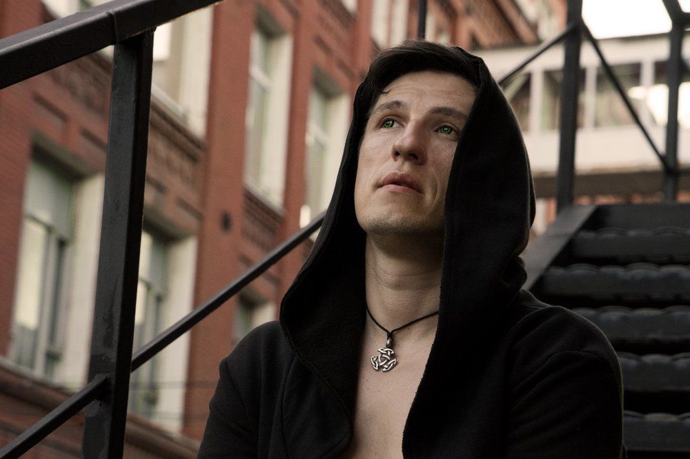 Актер, певец Евгений Финадеев (ФинадеEV)