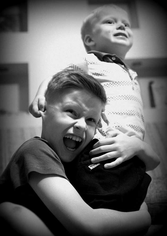 братская любовь.