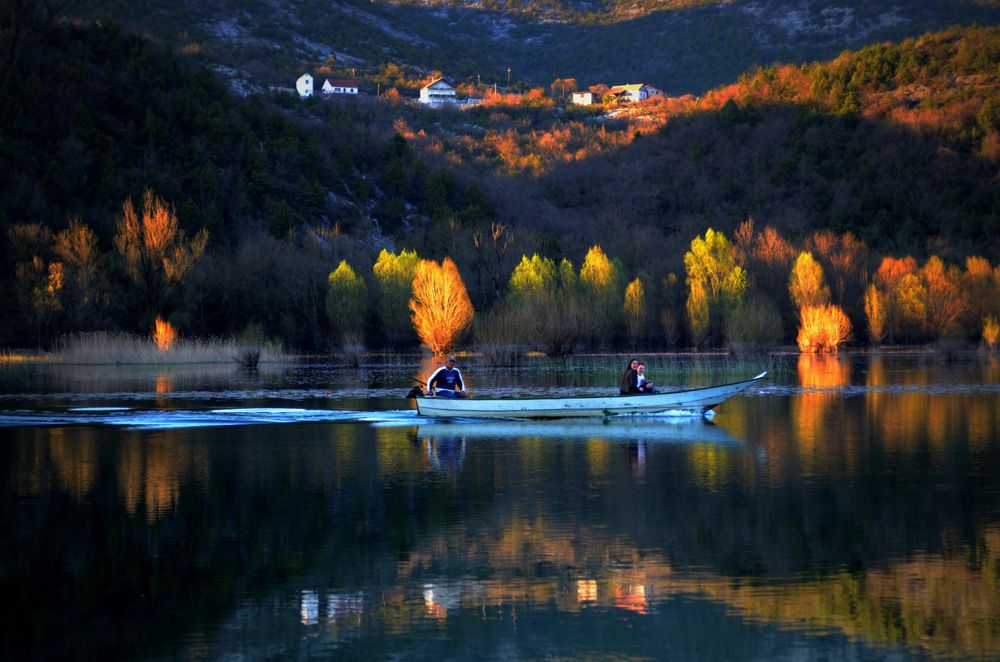 The Scadar lake autumn