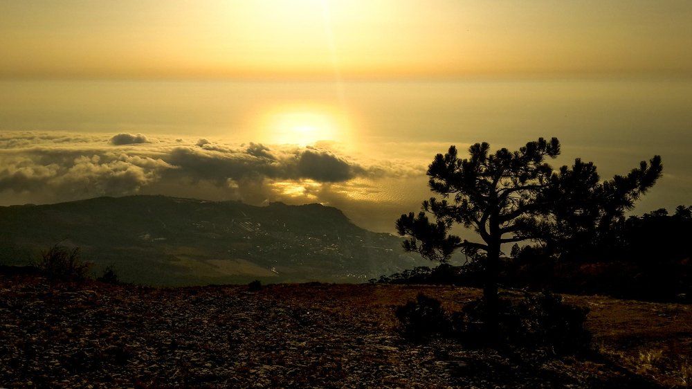 Вид на Ялту с плато Ай-Петри