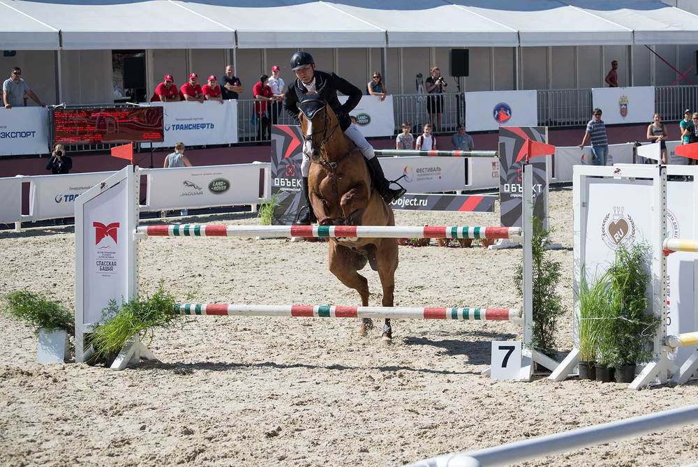 Конкур на Красной площади
