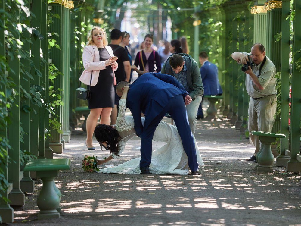 за минуту до