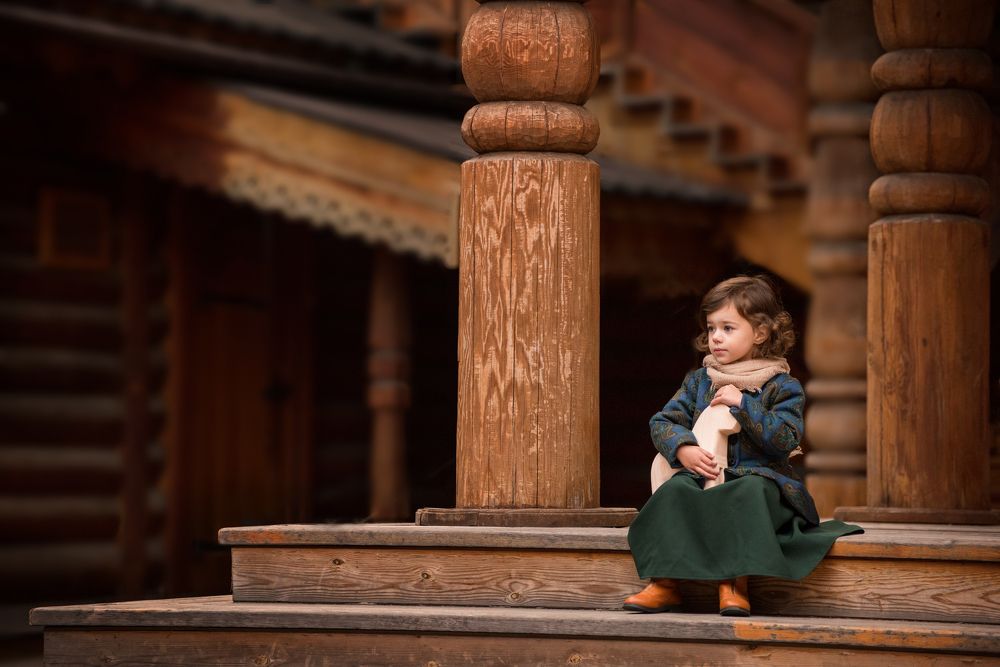 На крылечке