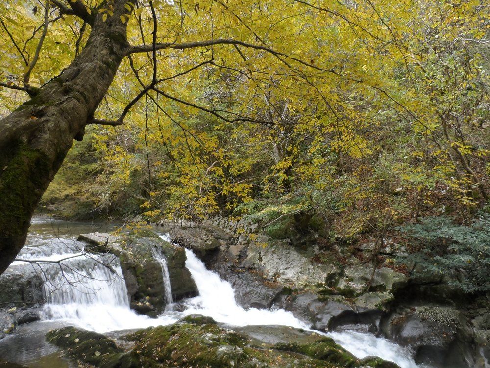 Горный водопад