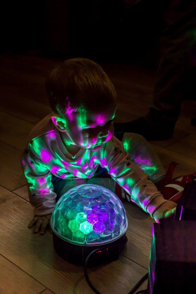 Детское любопытство .