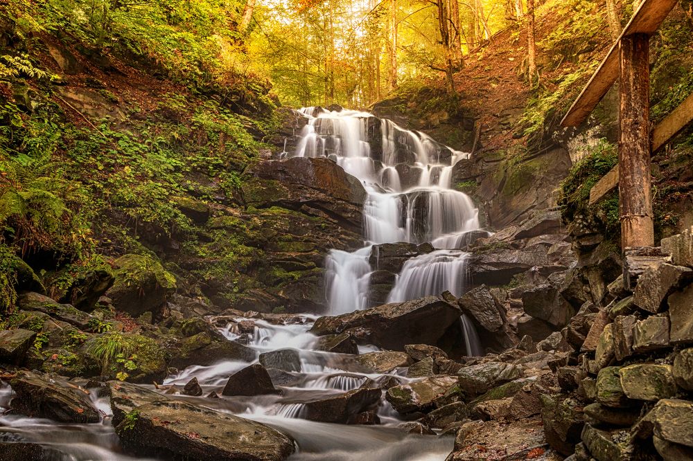 Водопад Шепот