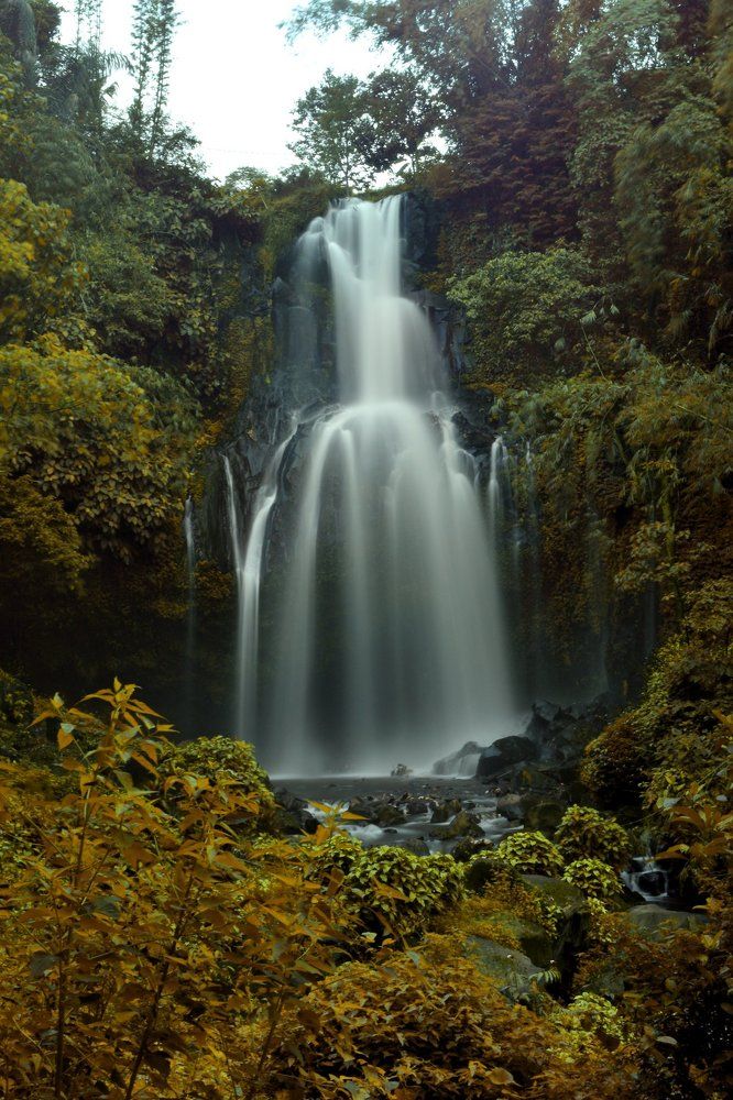 Curug Lekat Waterfall