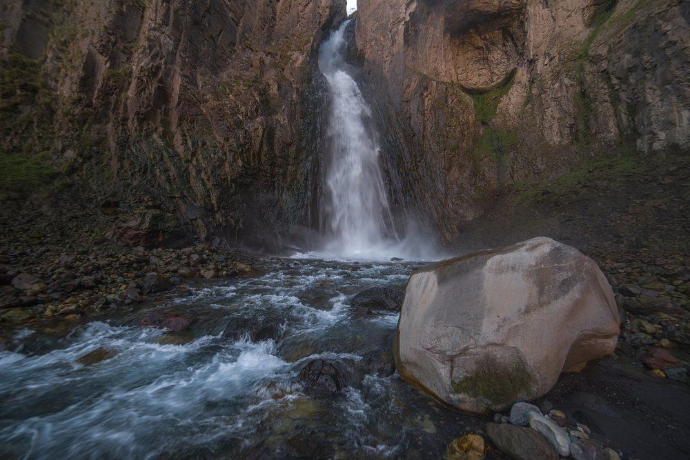 ВОДОПАД КАРАКАЯ СУ