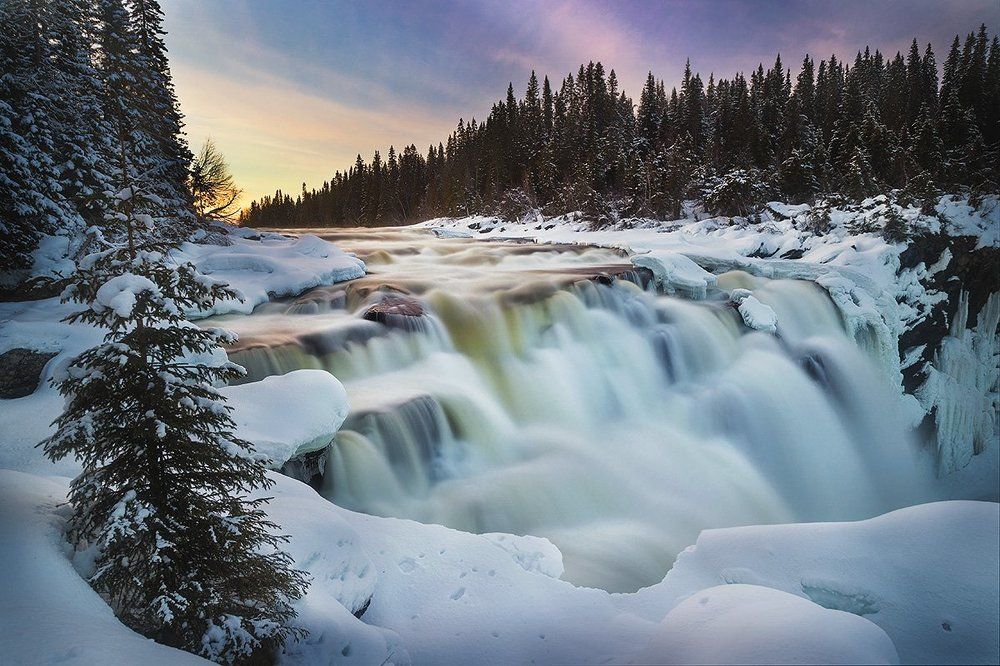 Frozen falls