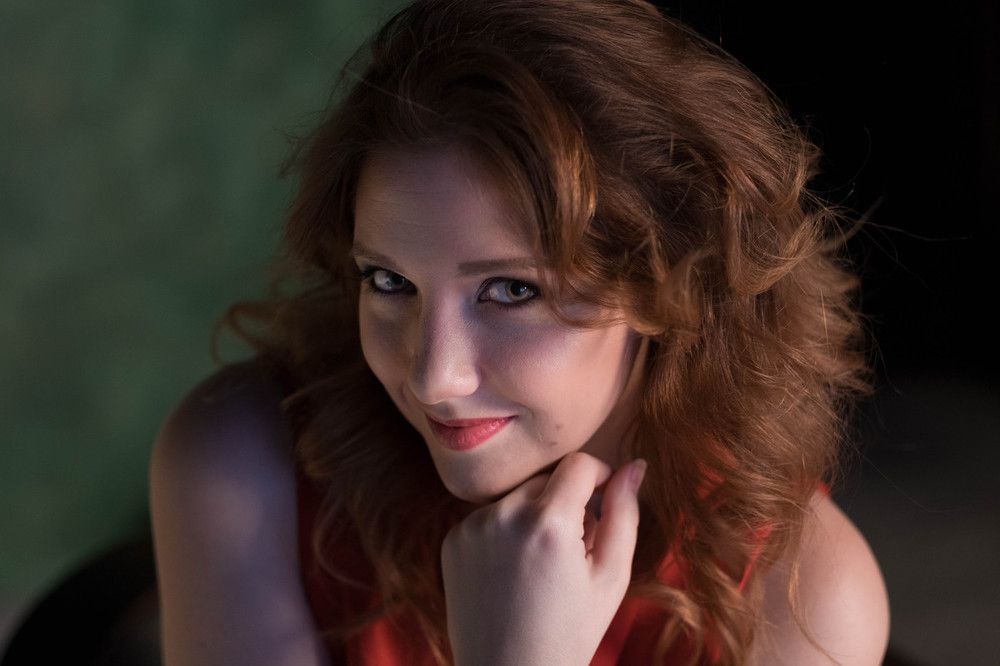 Девушка-улыбка