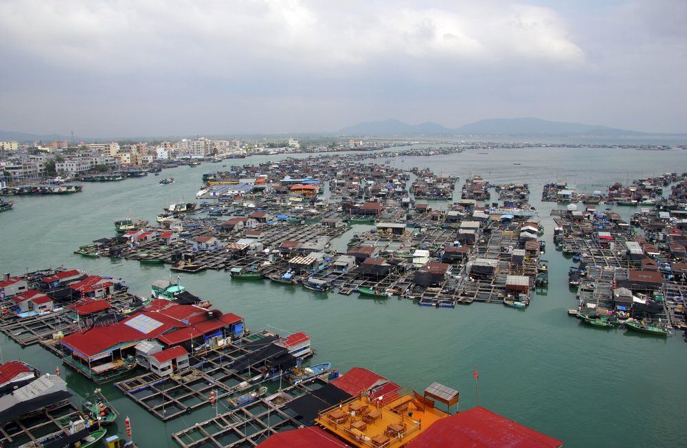 Рыбацкая деревня на воде ***