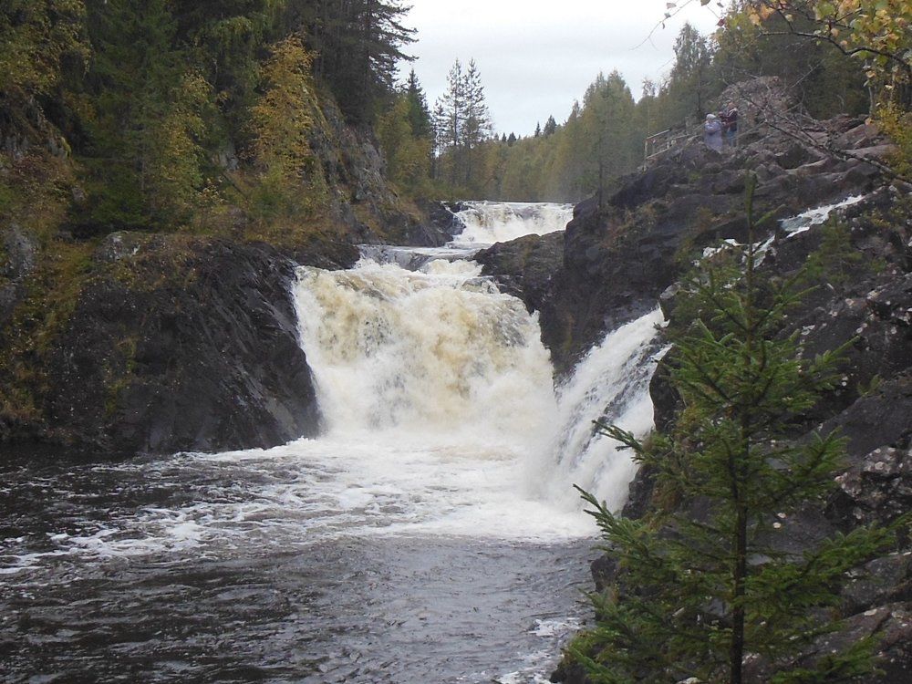 Карелия. Водопад Кивач.