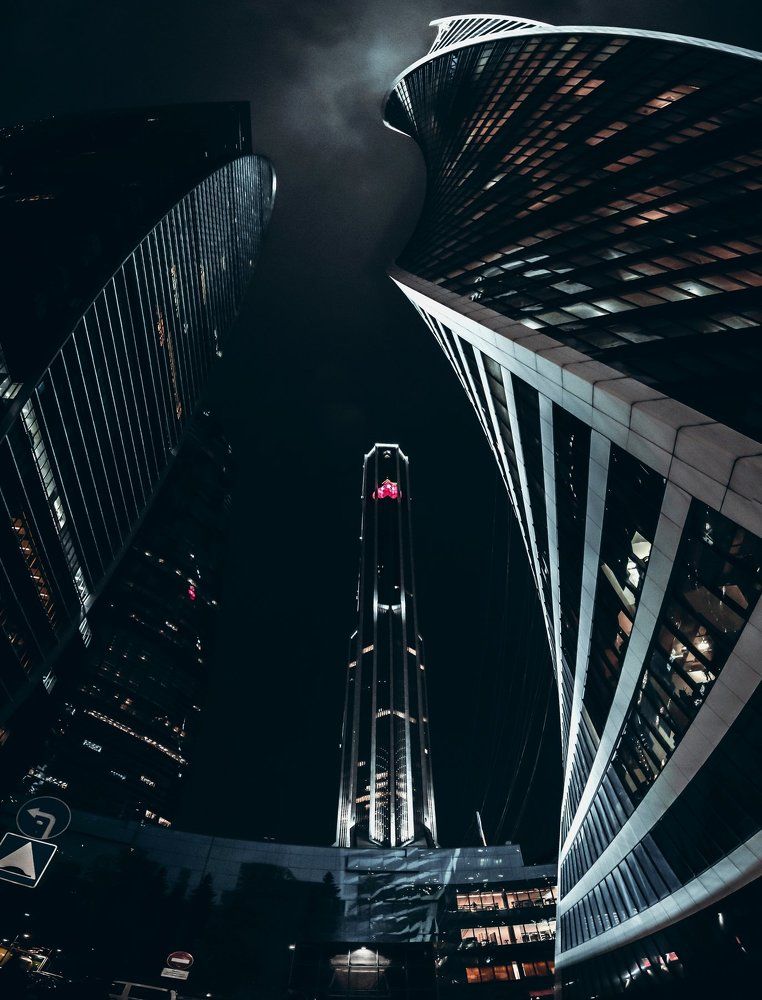 Изогнутый мир