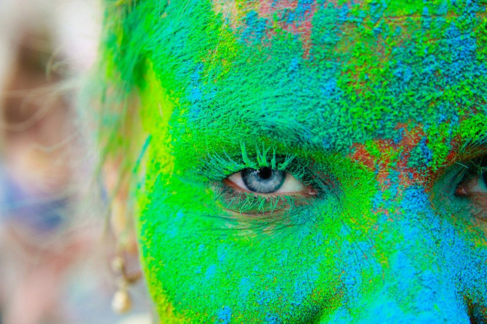 Красочный взгляд