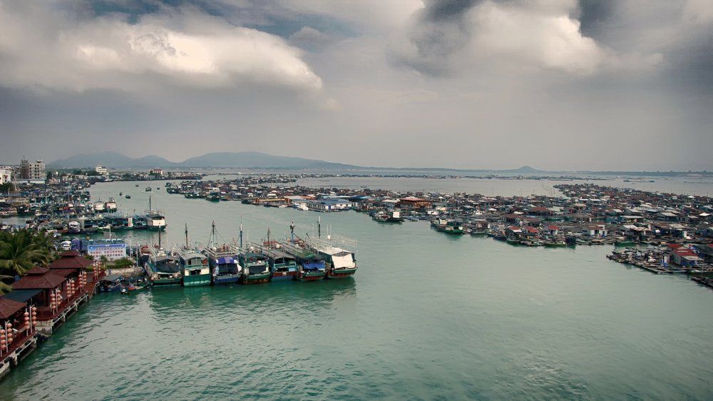 Город рыбаков на воде*