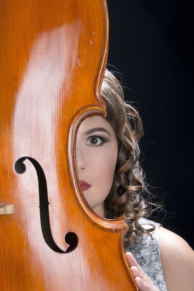 Анастасия и виолончель
