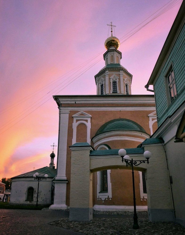 Улица Георгиевская, сентябрь, закат.
