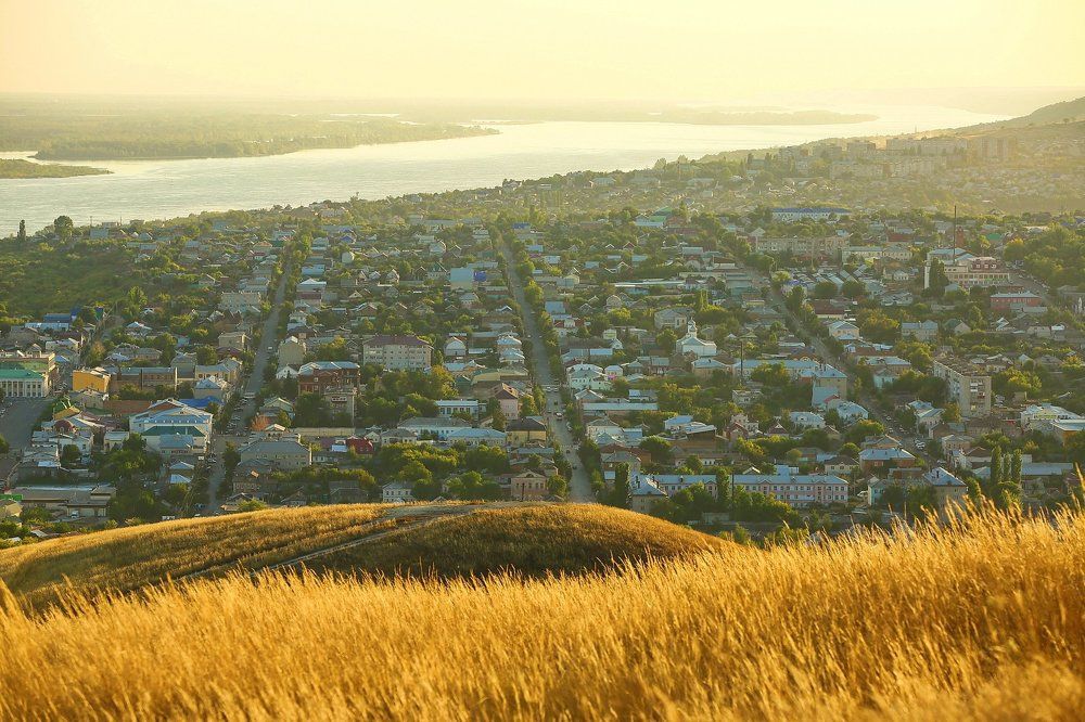 Уездный городок - Вольск.