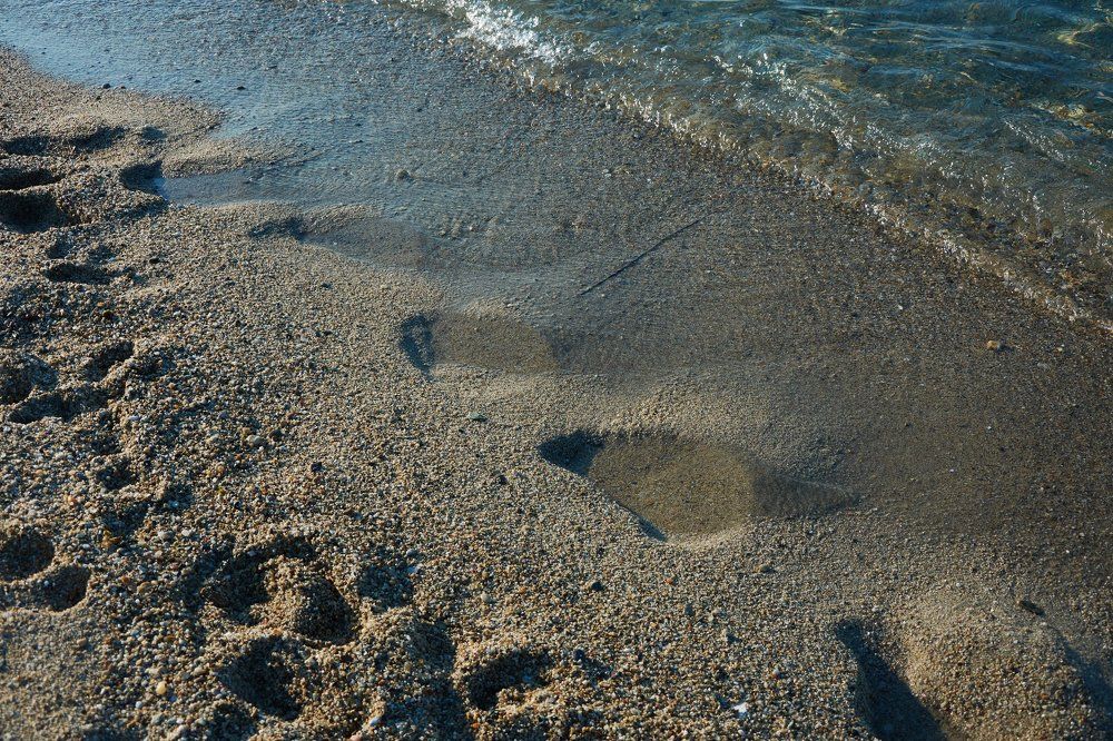 Следы на песке