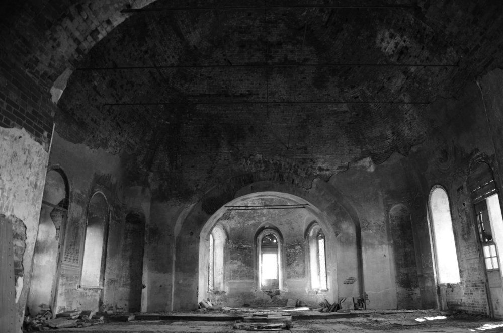 духи, тишина и прошлое