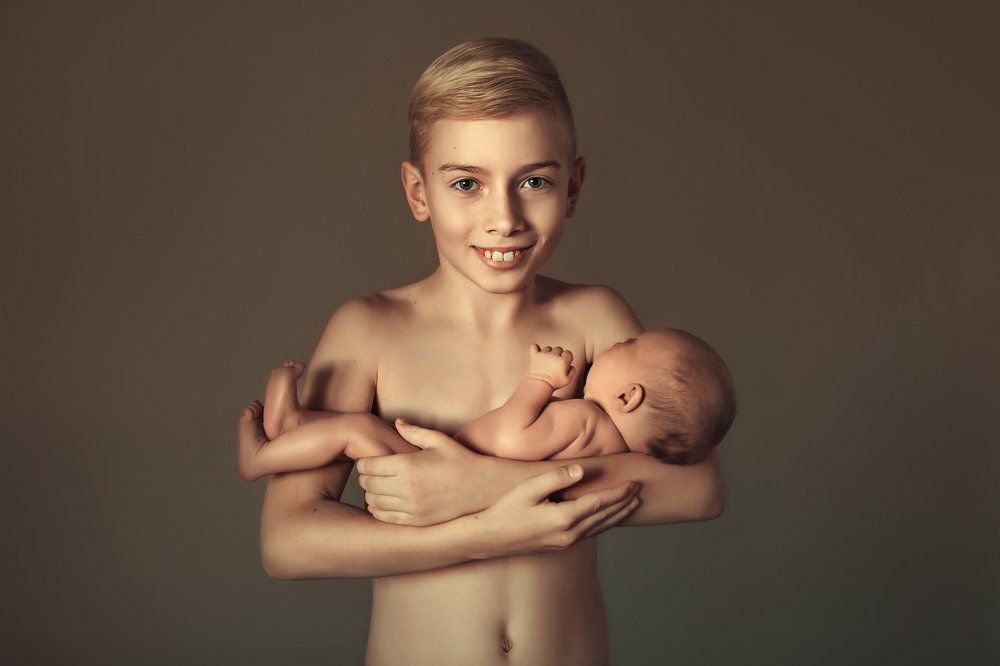 Брат и сестрёнка