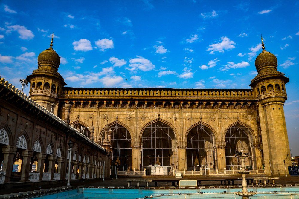 Mecca masjid is glittering by the sun light