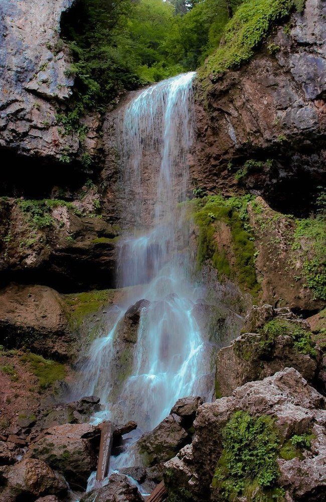 Университетский водопад
