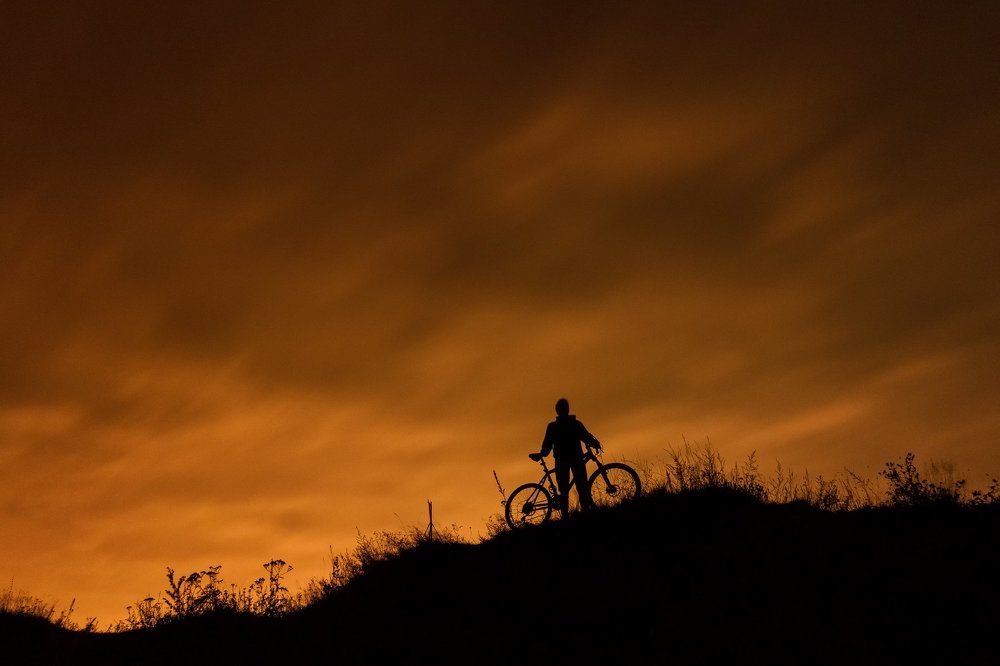 Под крылом города