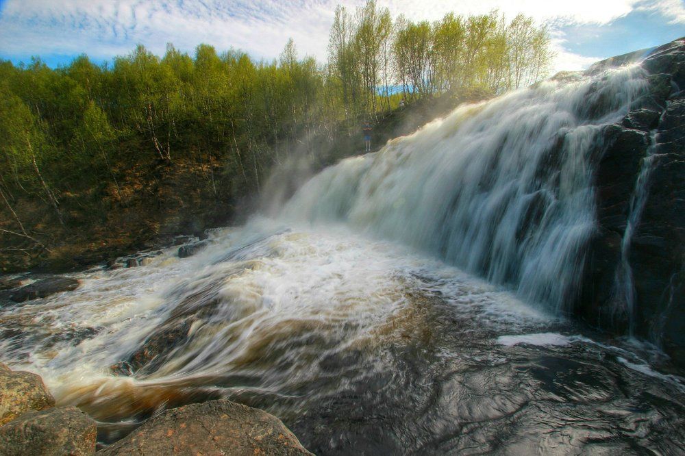 Водопад на реке Лавна.