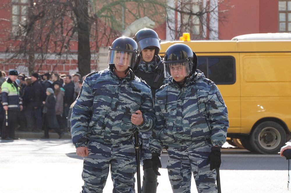 Служебный взгляд