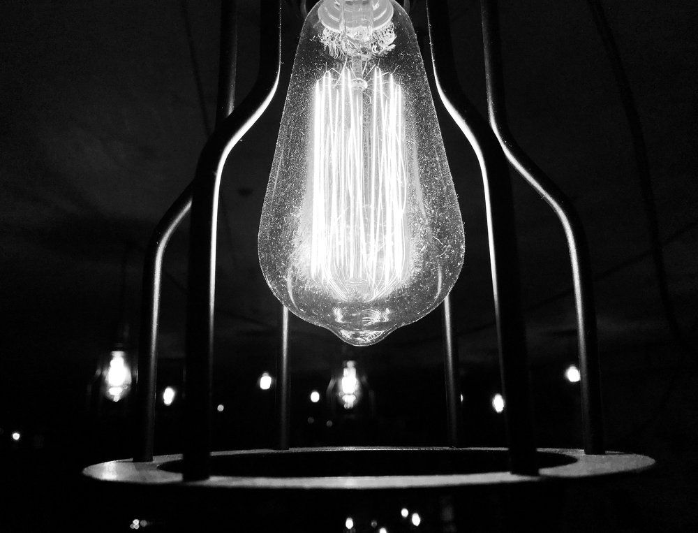 Молнии в колбе