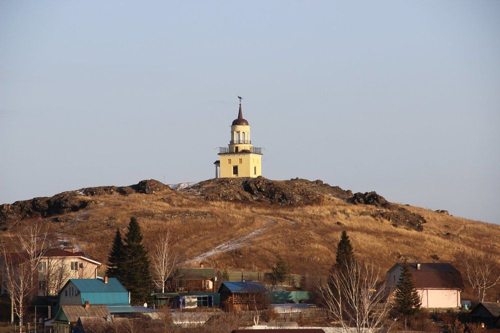 Гора в инее