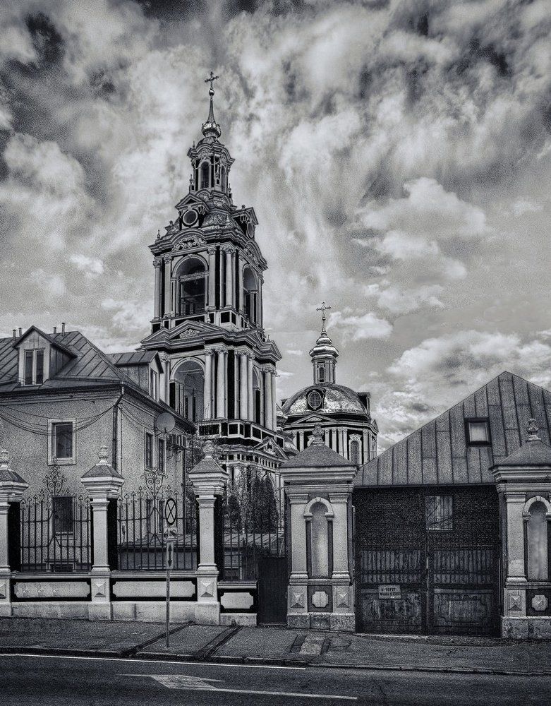 Храм  на Старой Басманной