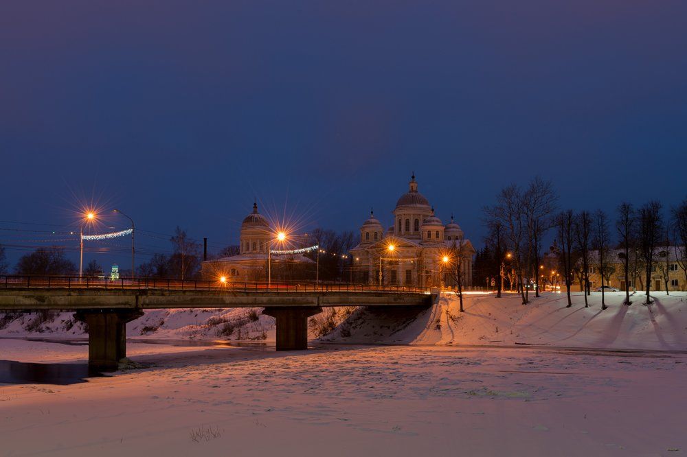 Торжок вечерний.